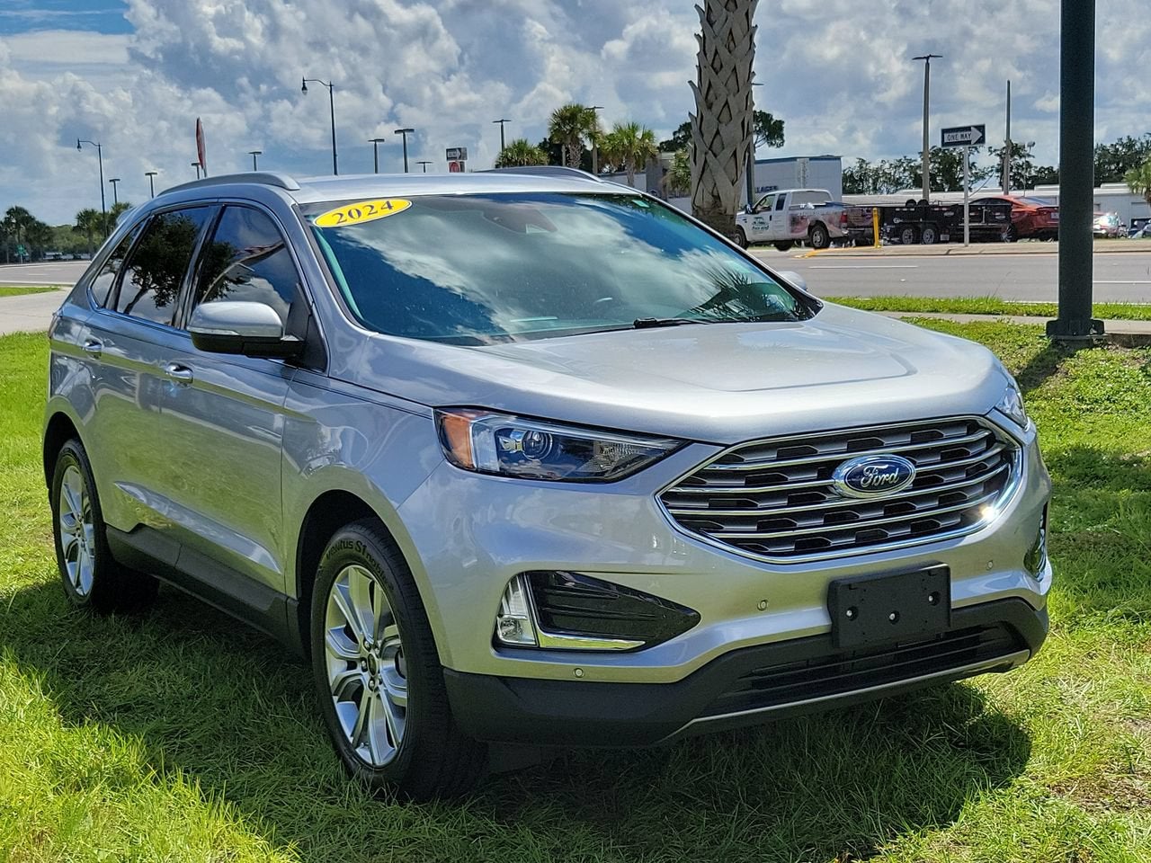 2024 Ford Edge Titanium