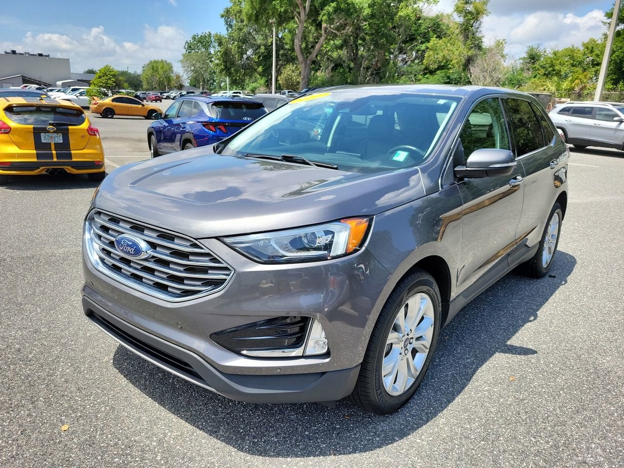 2022 Ford Edge Titanium