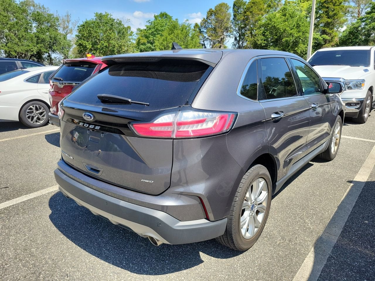 2022 Ford Edge Titanium