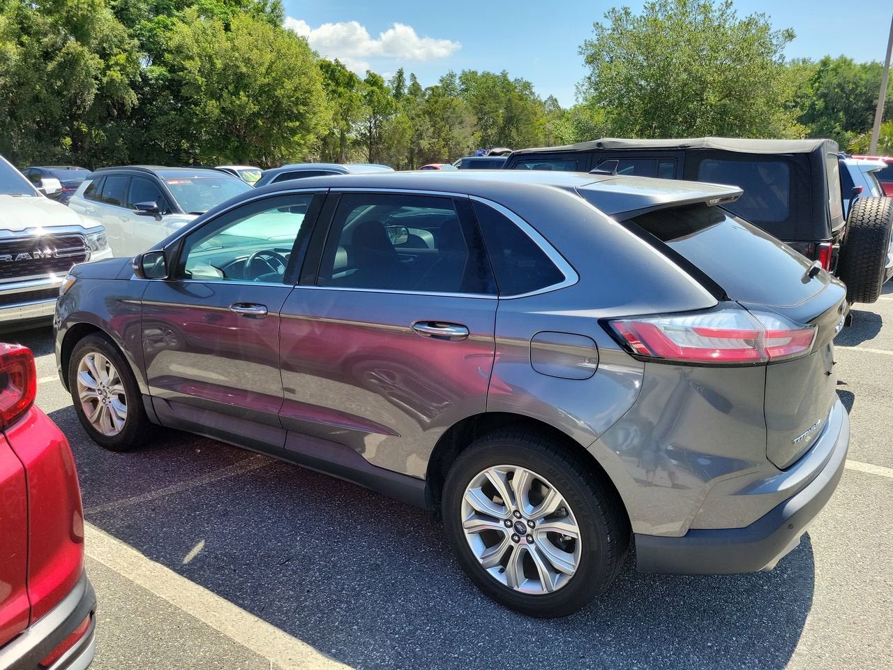 2022 Ford Edge Titanium