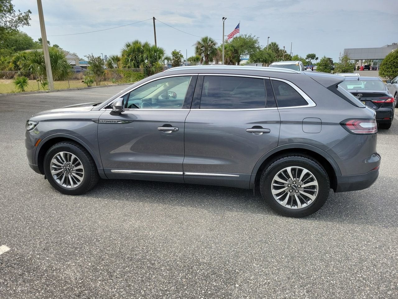 2021 Lincoln Nautilus Standard