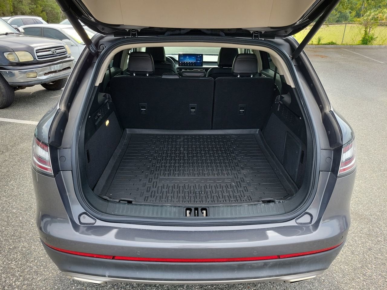 2021 Lincoln Nautilus Standard