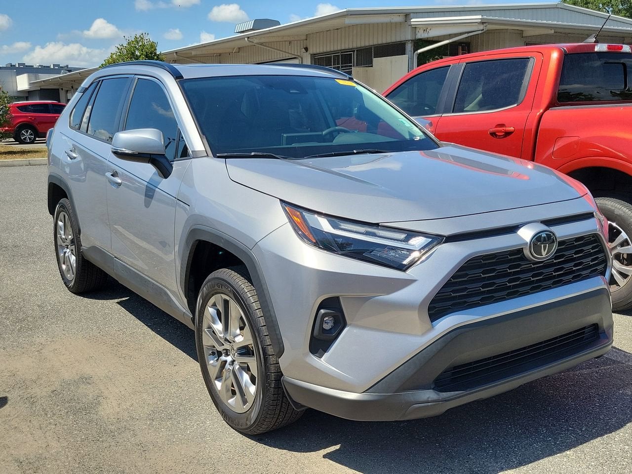 2022 Toyota RAV4 XLE Premium