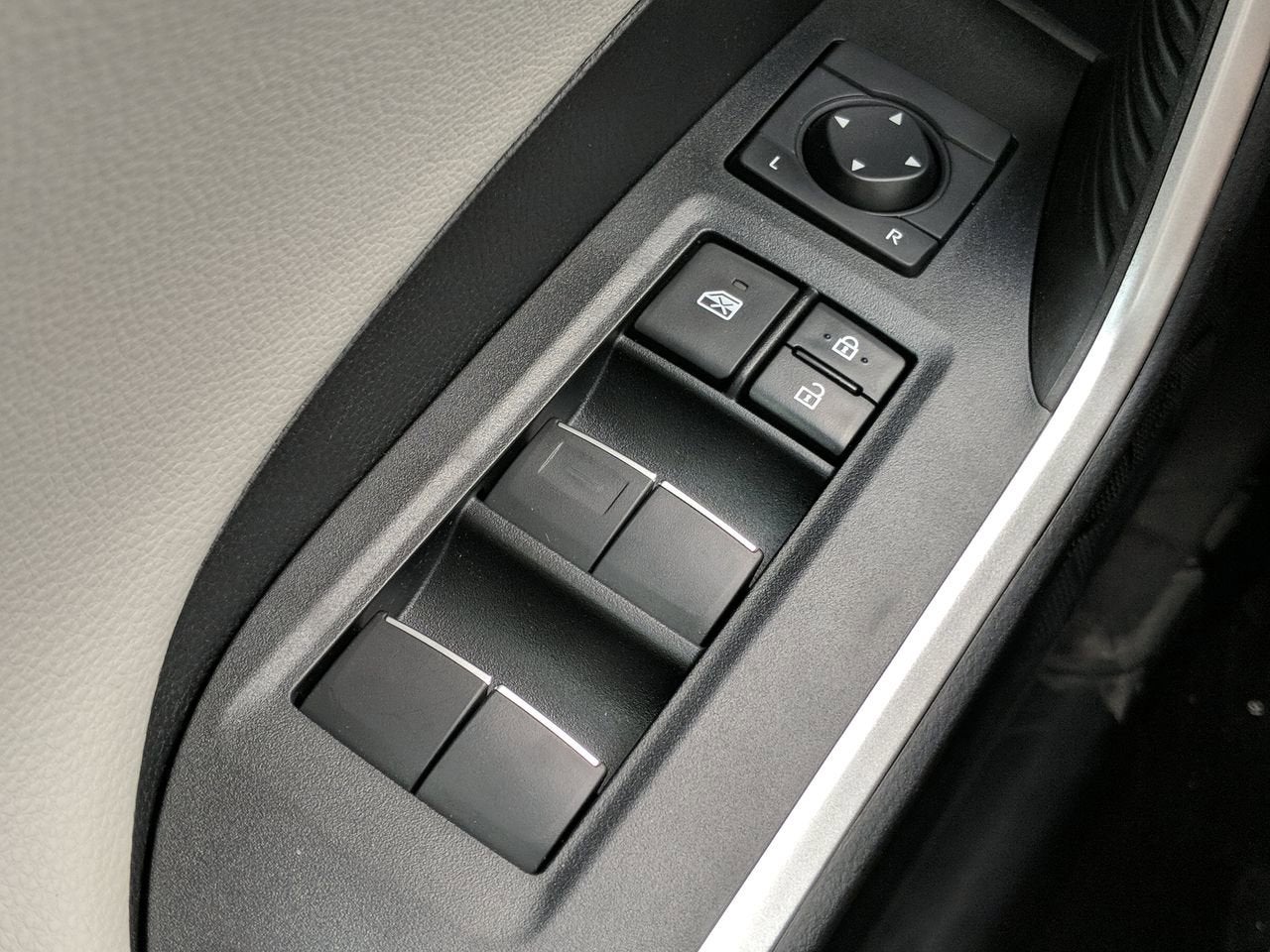 2020 Toyota RAV4 Hybrid Limited