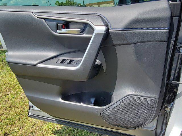 2022 Toyota RAV4 Hybrid XSE