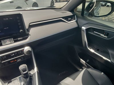 2021 Toyota RAV4 Hybrid XSE