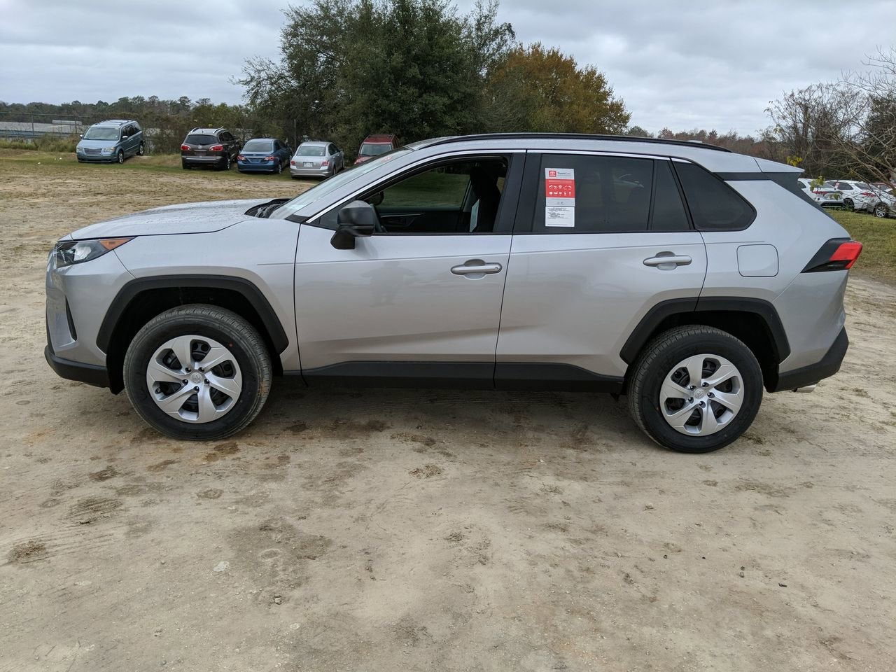 2020 Toyota RAV4 LE