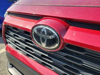 2020 Toyota RAV4 LE