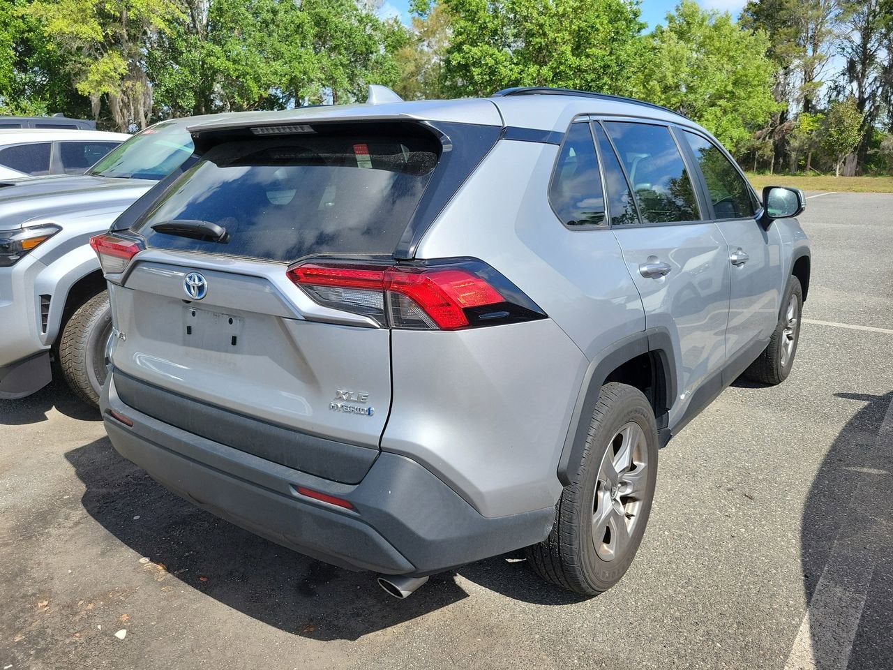 2024 Toyota RAV4 XLE