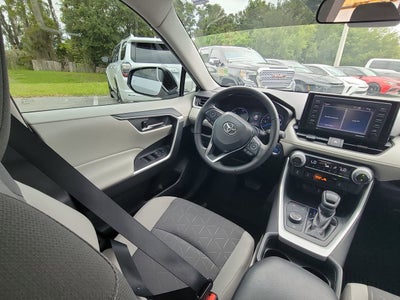 2020 Toyota RAV4 Hybrid XLE
