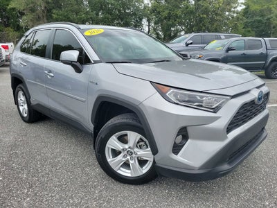 2020 Toyota RAV4 Hybrid XLE