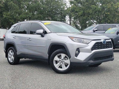 2020 Toyota RAV4 Hybrid XLE
