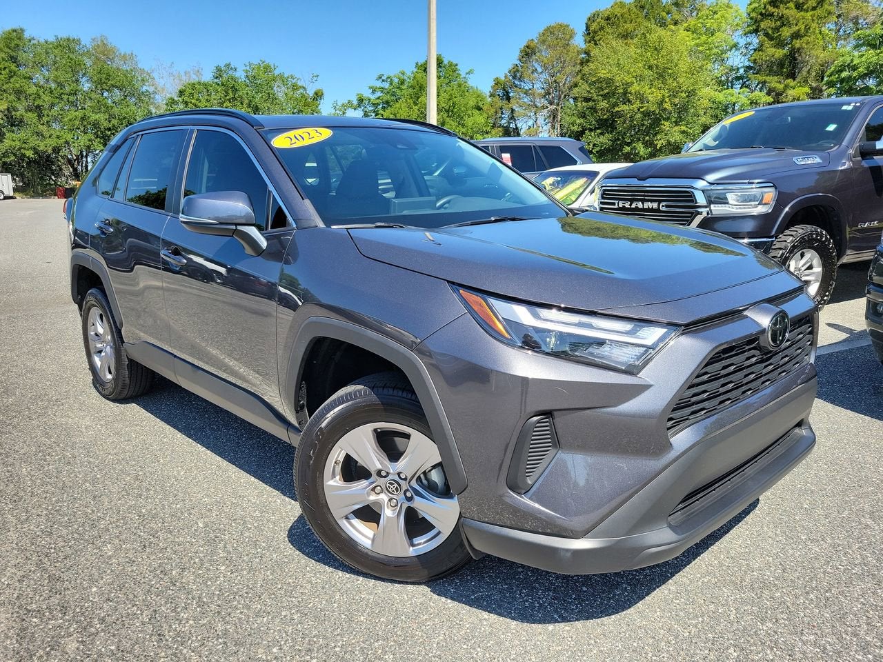 2023 Toyota RAV4 XLE