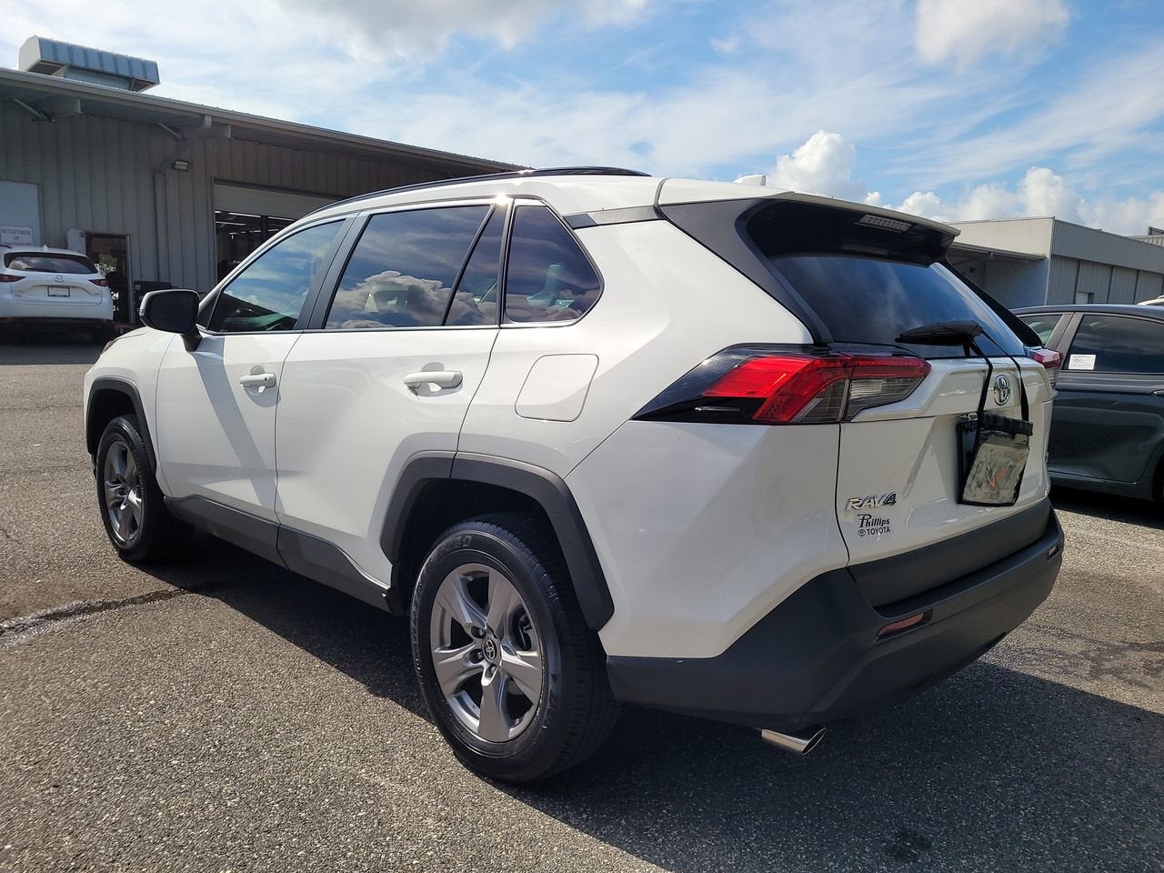 2022 Toyota RAV4 XLE