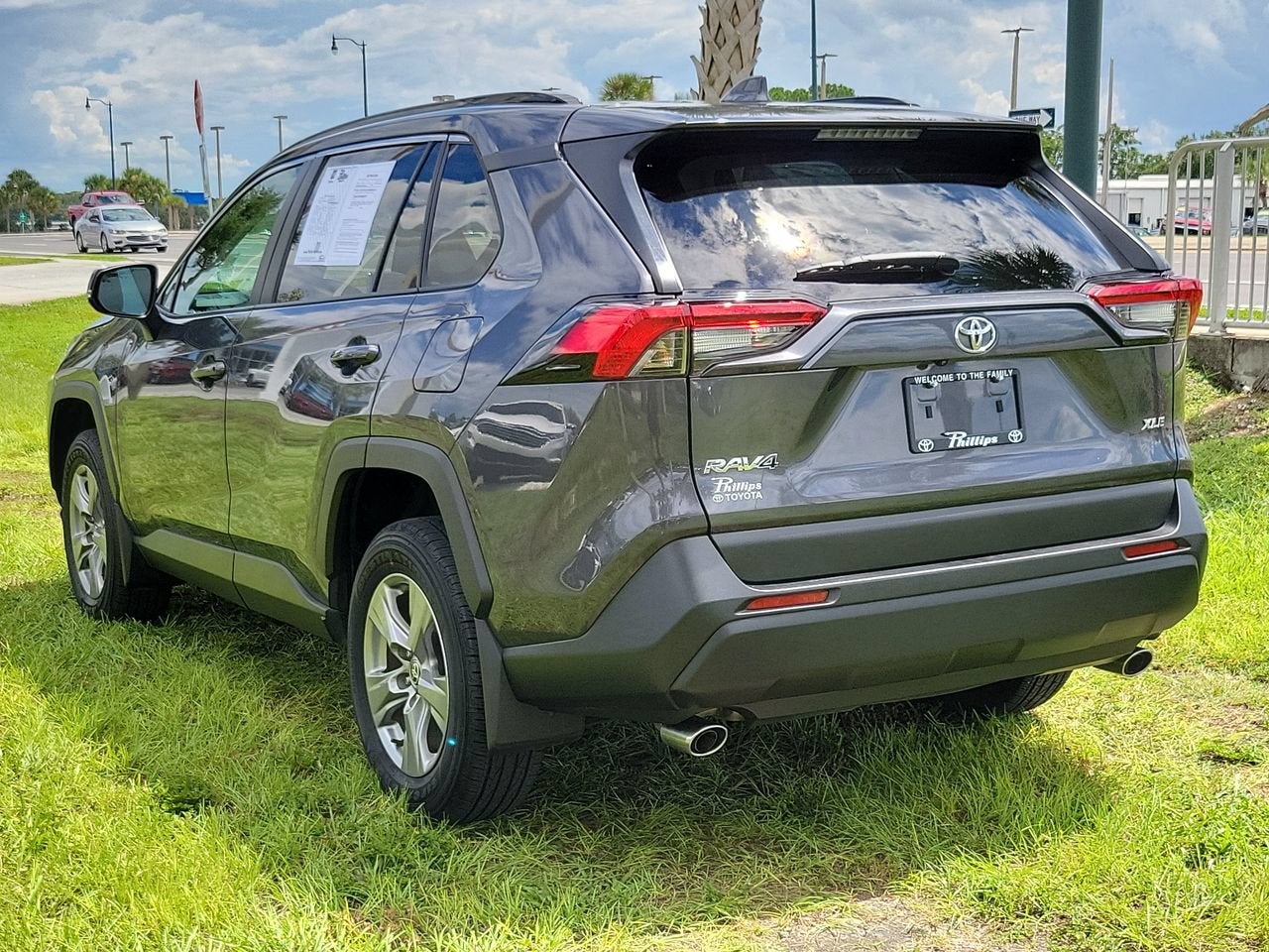 2024 Toyota RAV4 XLE