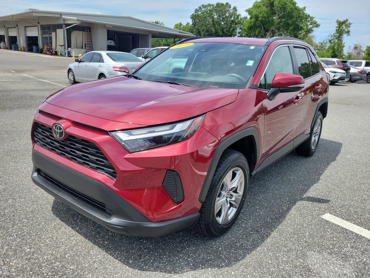2023 Toyota RAV4 XLE