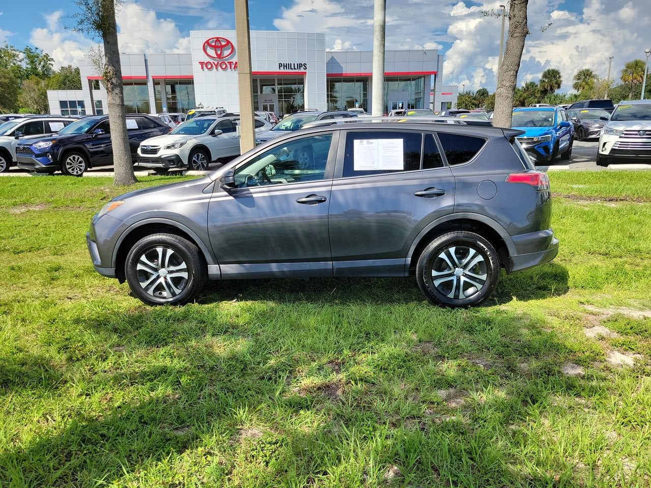 2018 Toyota RAV4 LE