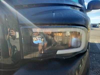 2005 Dodge Ram SRT-10 4dr Quad Cab 140.5" WB