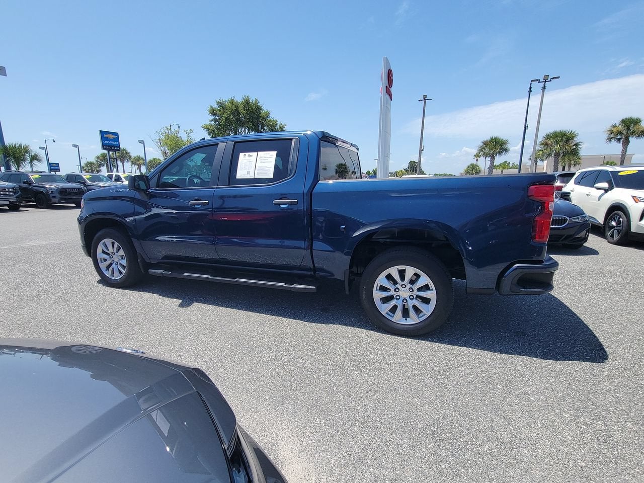 2023 Chevrolet Silverado 1500 Custom