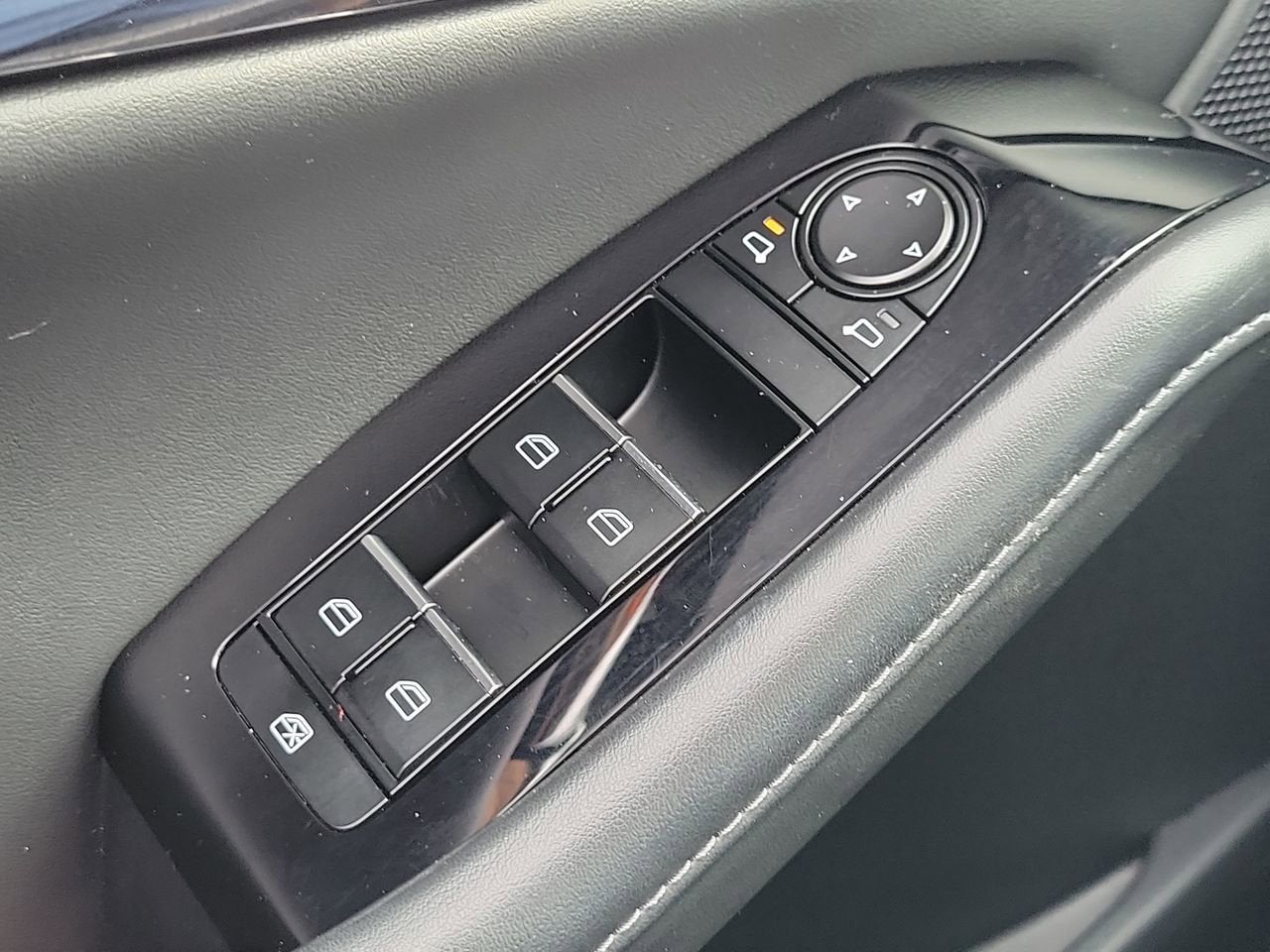 2024 Mazda Mazda CX-30 2.5 S Preferred Package