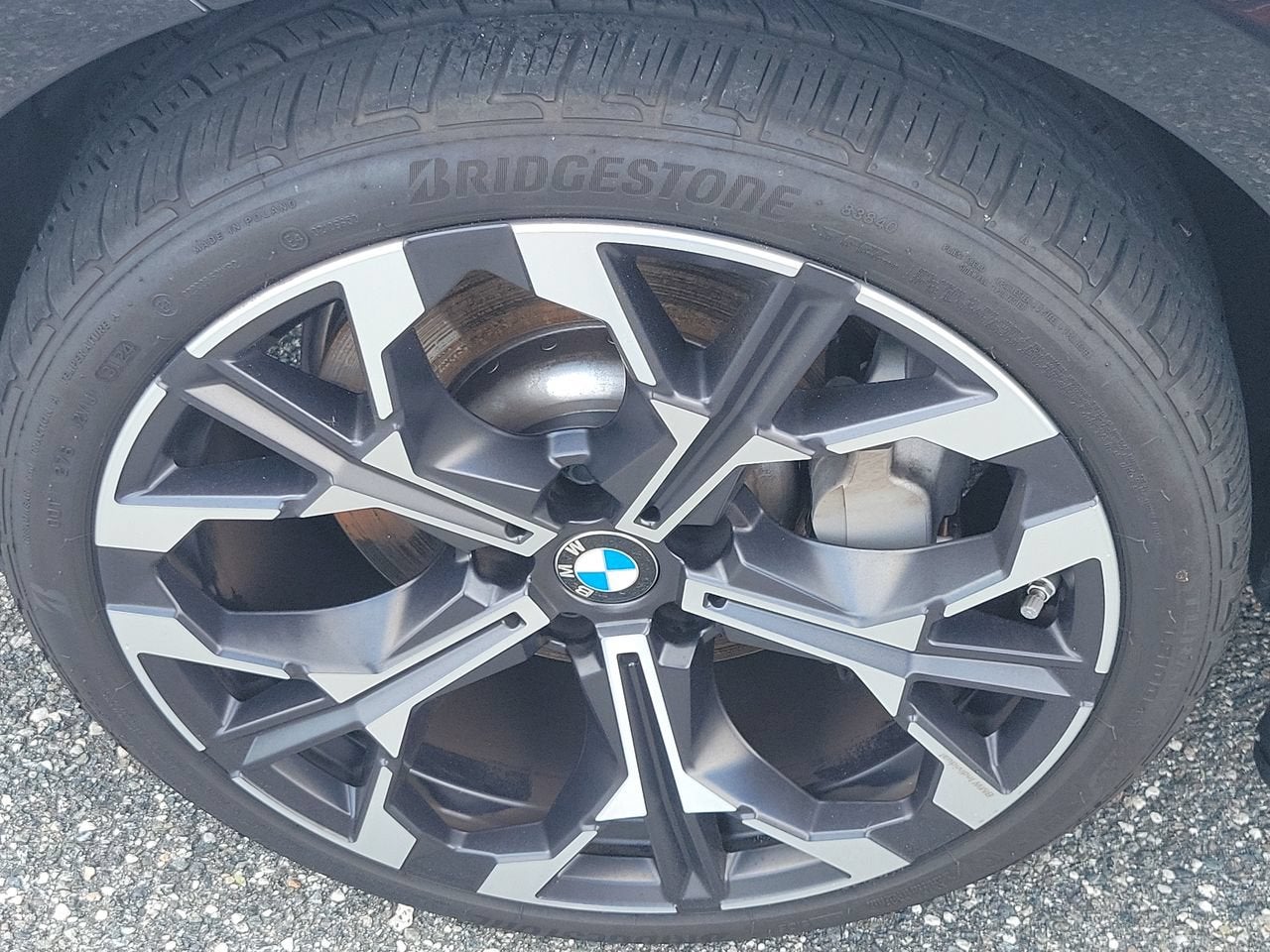 2025 BMW 3 Series 330i