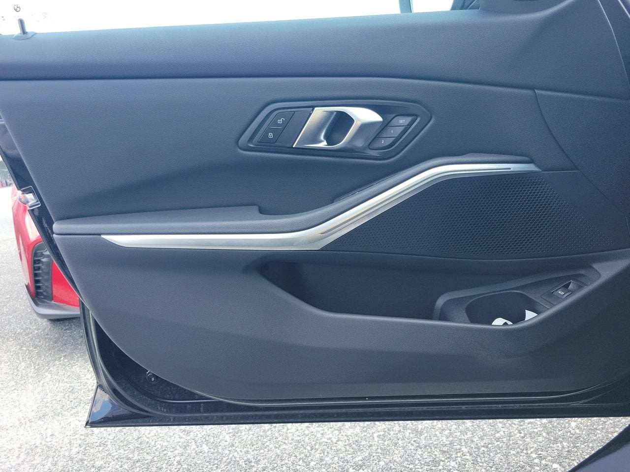2025 BMW 3 Series 330i