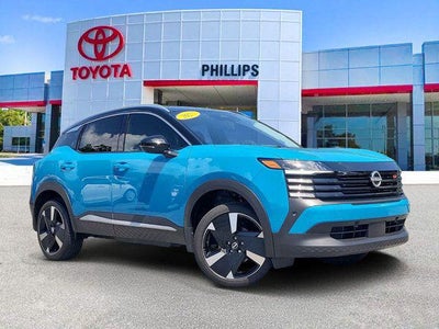 2025 Nissan Kicks SR