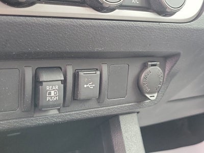 2022 Toyota Tacoma SR5