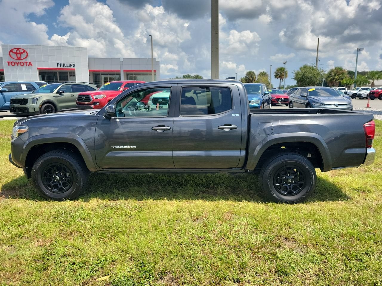 2022 Toyota Tacoma SR5