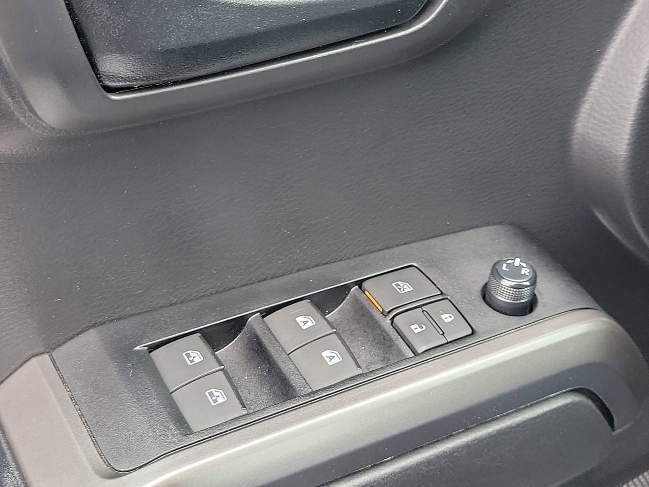 2023 Toyota Tacoma 2WD SR5