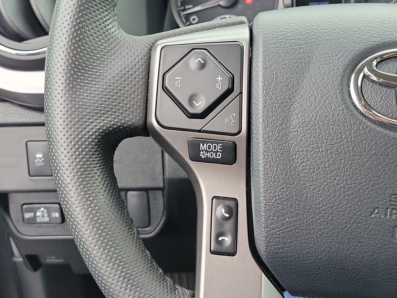 2023 Toyota Tacoma 2WD SR5