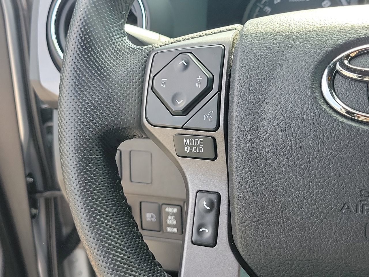 2022 Toyota Tacoma TRD Off-Road
