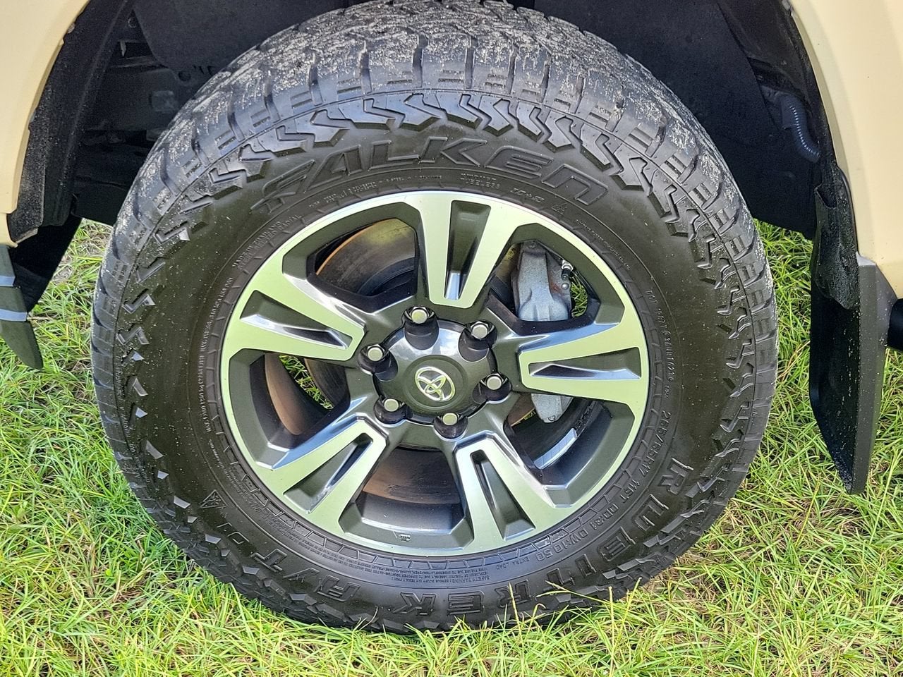 2019 Toyota Tacoma TRD Sport
