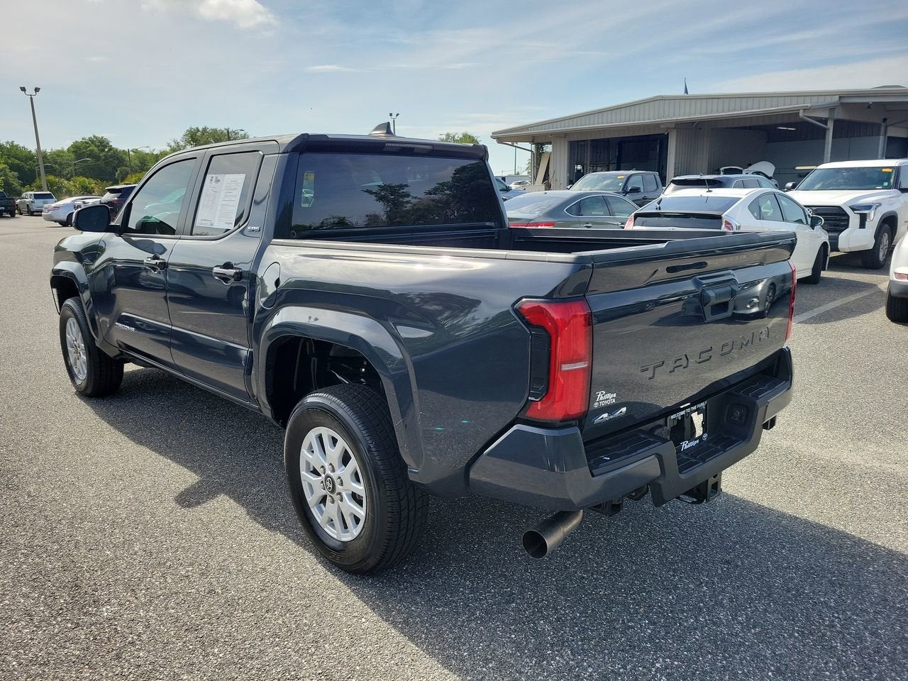2024 Toyota Tacoma 4WD SR5