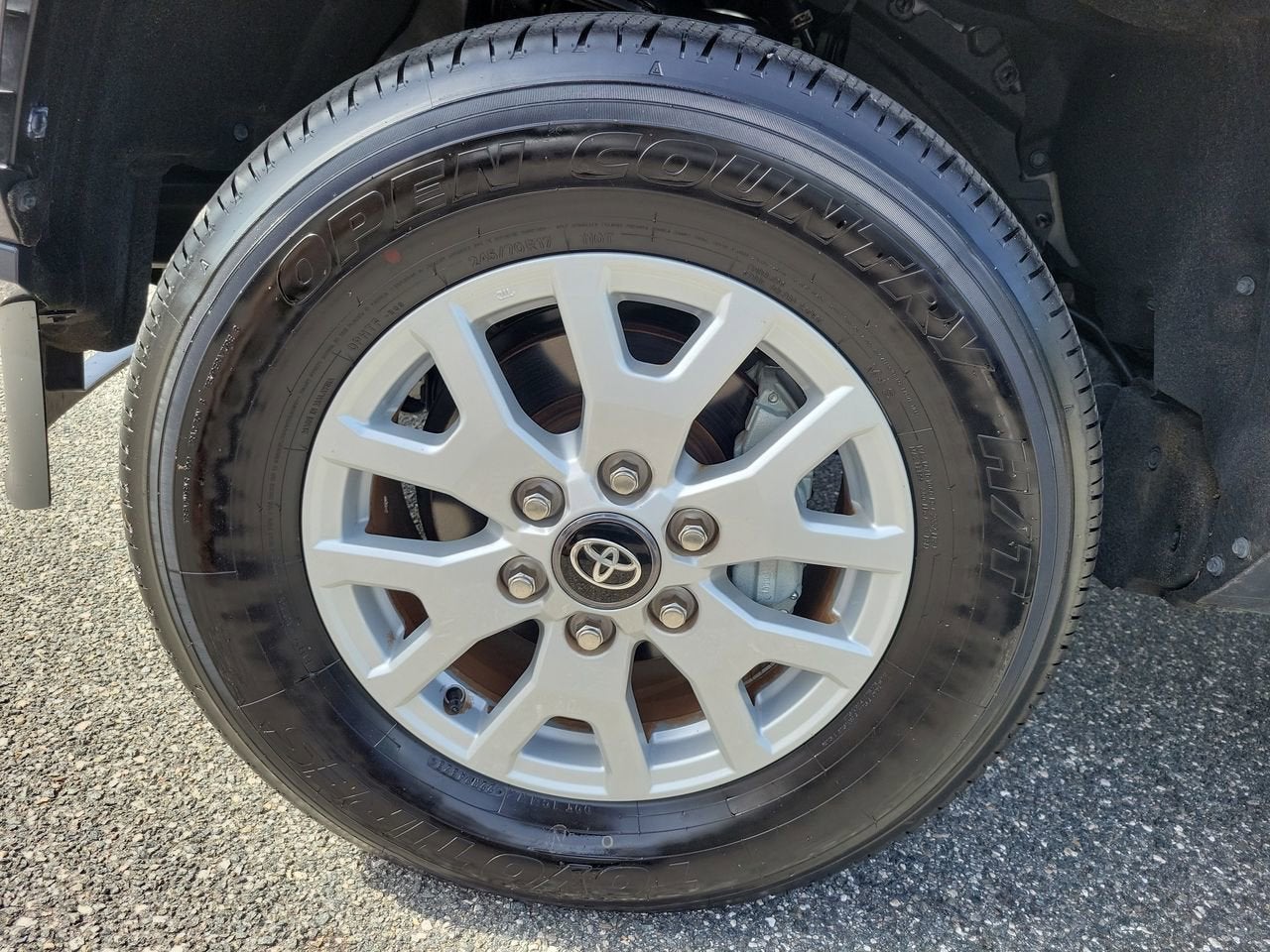 2024 Toyota Tacoma 4WD SR5