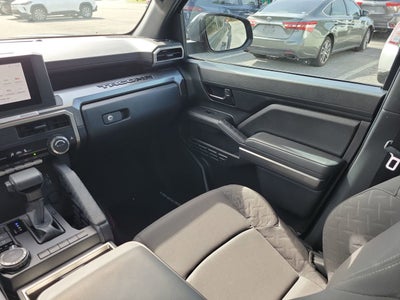 2024 Toyota Tacoma 4WD SR5