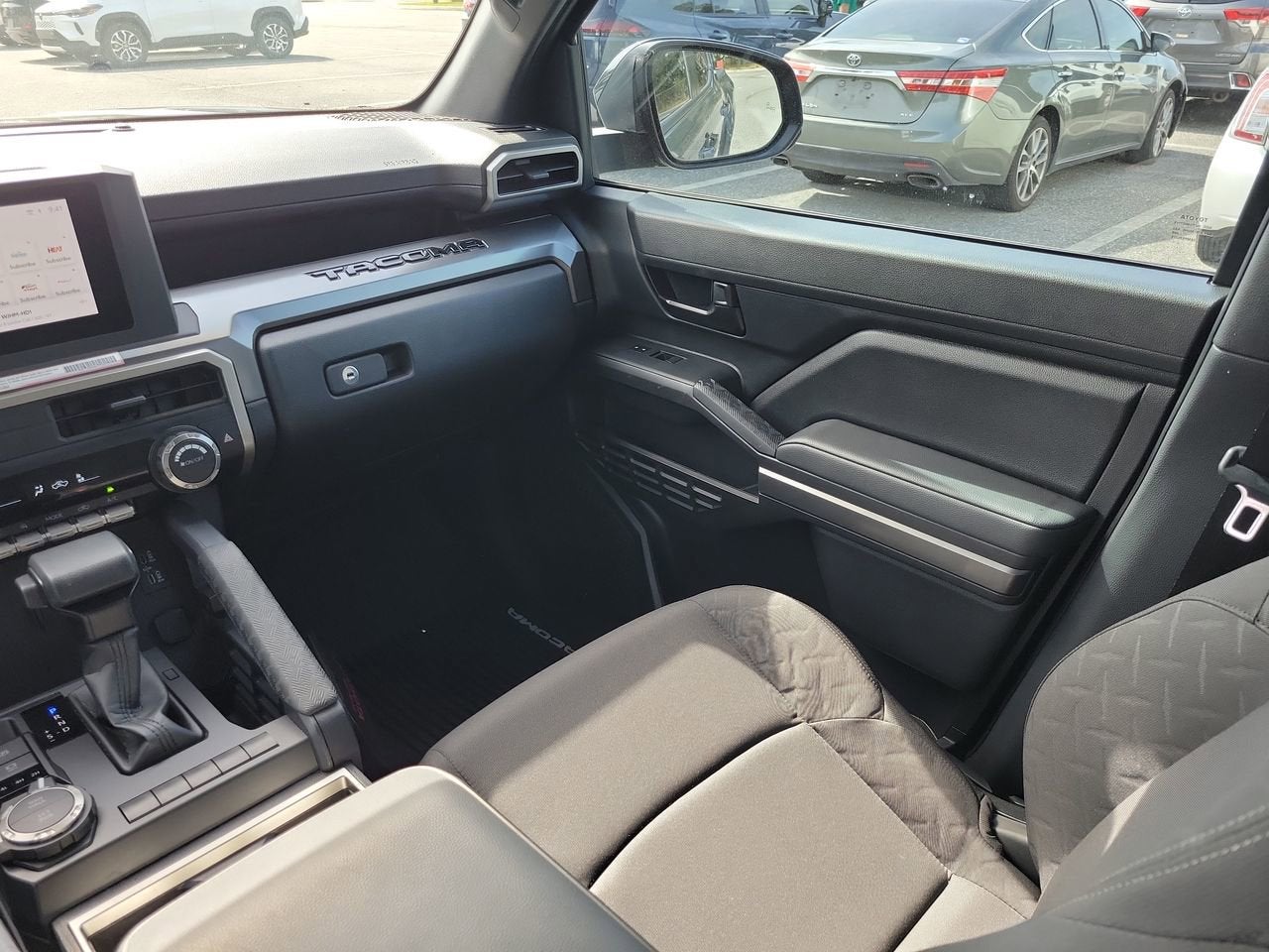 2024 Toyota Tacoma 4WD SR5