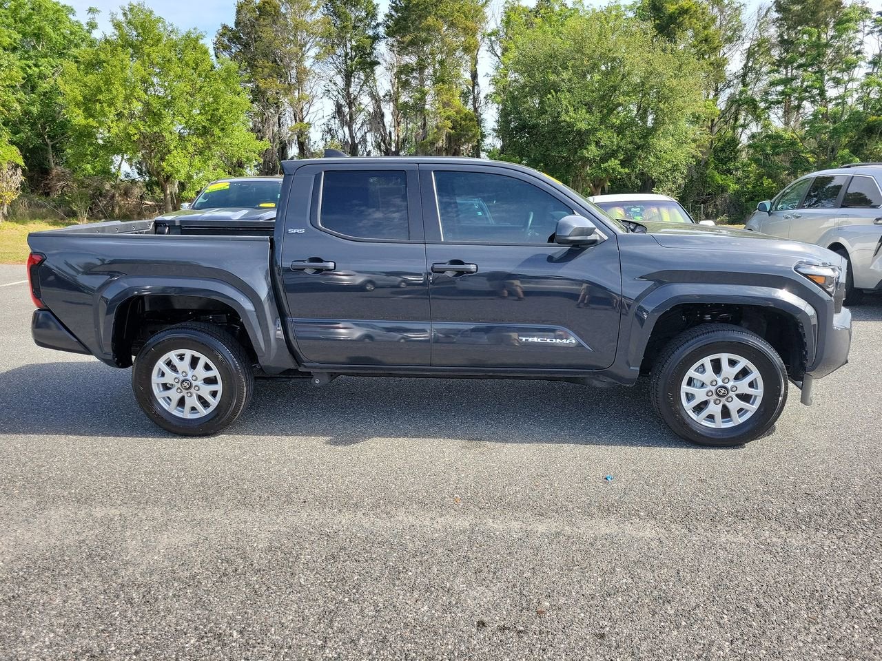 2024 Toyota Tacoma 4WD SR5