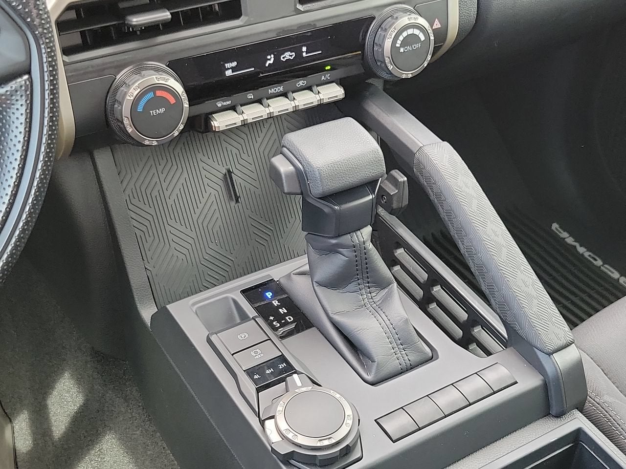 2024 Toyota Tacoma SR