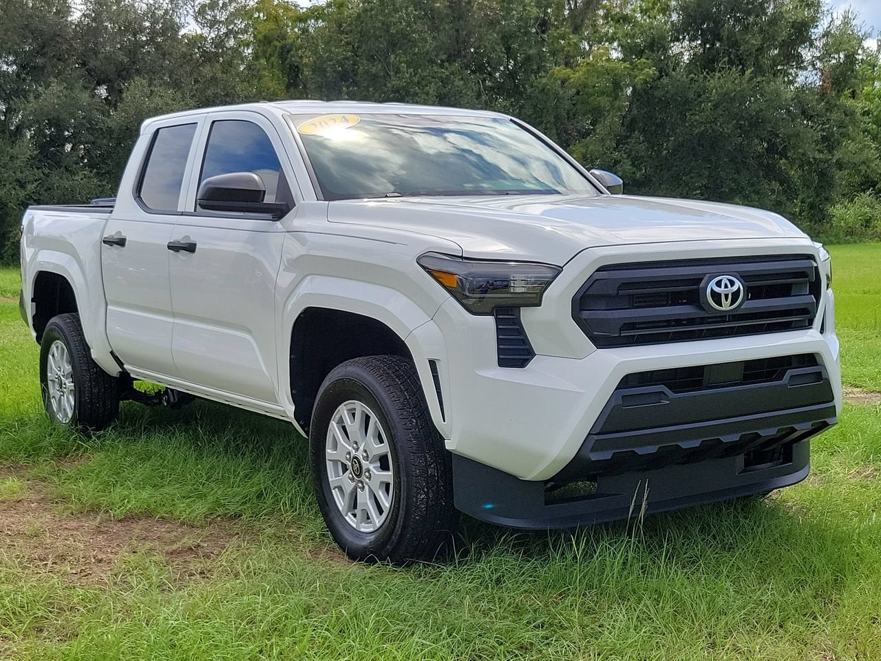 2024 Toyota Tacoma SR