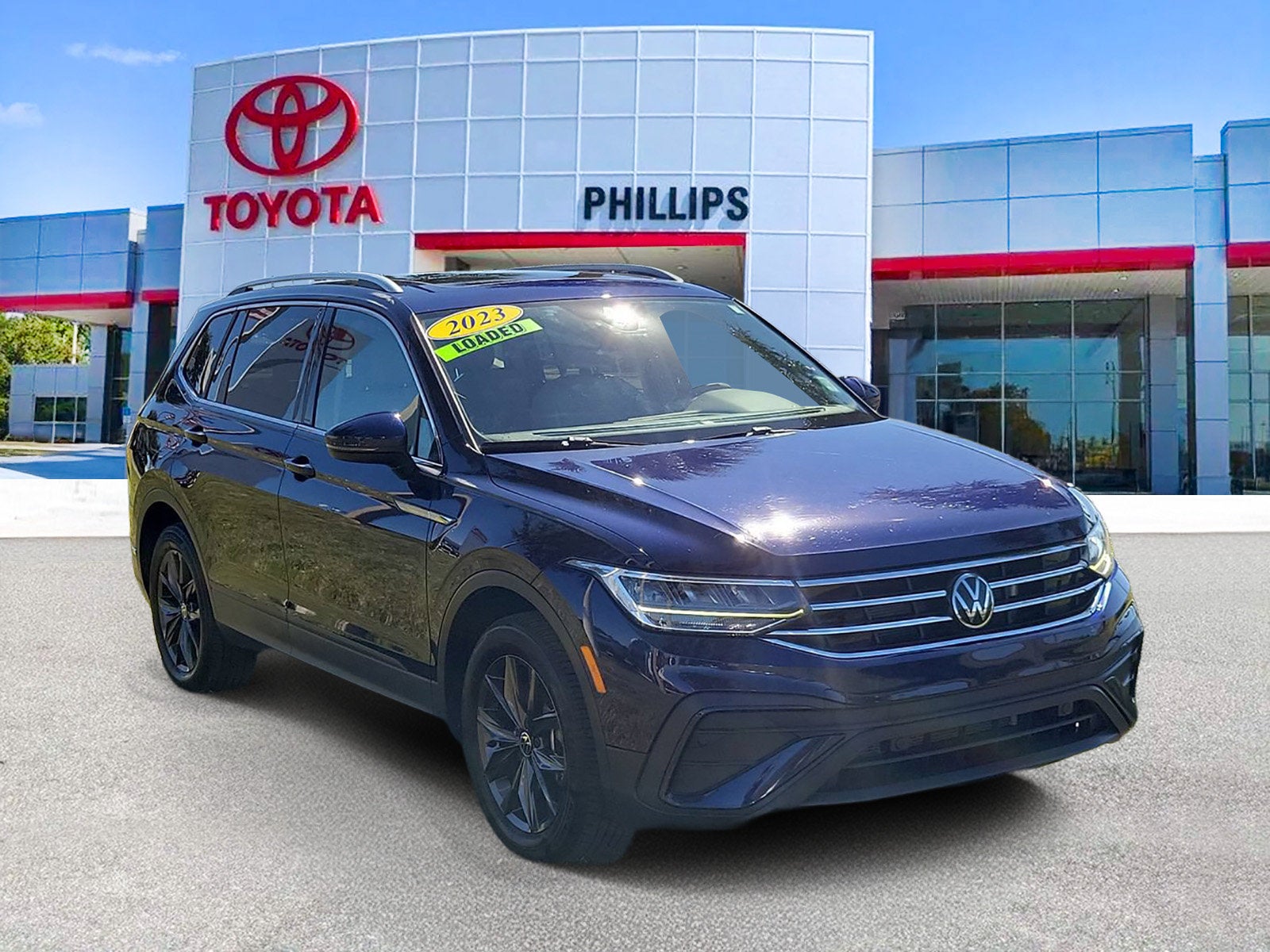 2023 Volkswagen Tiguan 2.0T SE