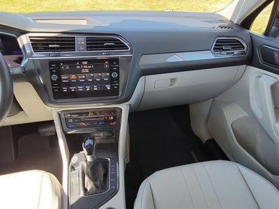 2023 Volkswagen Tiguan 2.0T SE