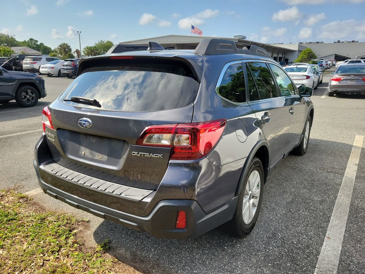 2018 Subaru Outback 2.5i Premium