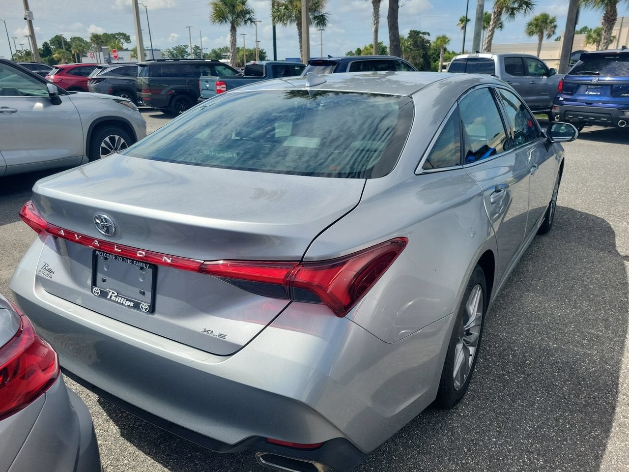 2020 Toyota Avalon XLE