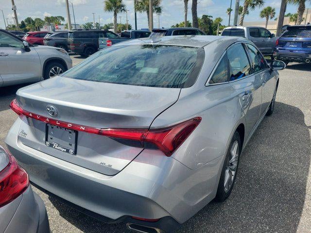 2020 Toyota Avalon XLE