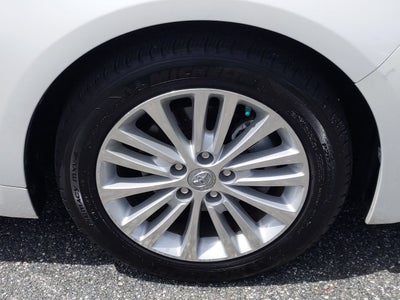 2015 Toyota Avalon Hybrid XLE Touring