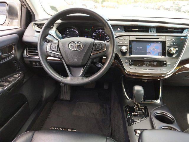 2015 Toyota Avalon Hybrid XLE Touring