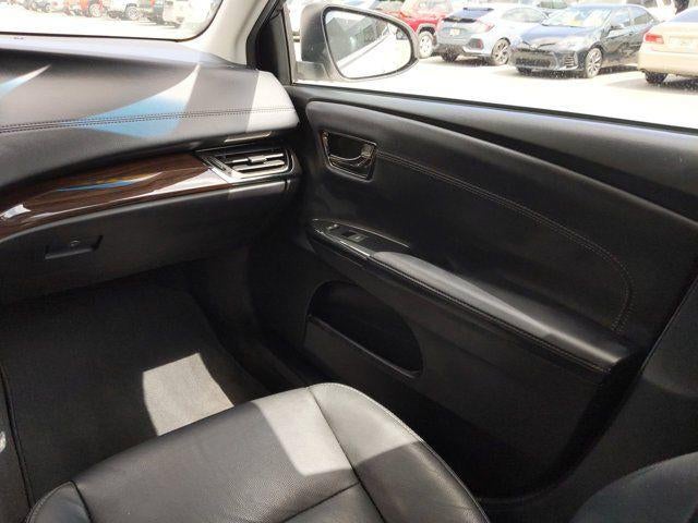 2015 Toyota Avalon Hybrid XLE Touring