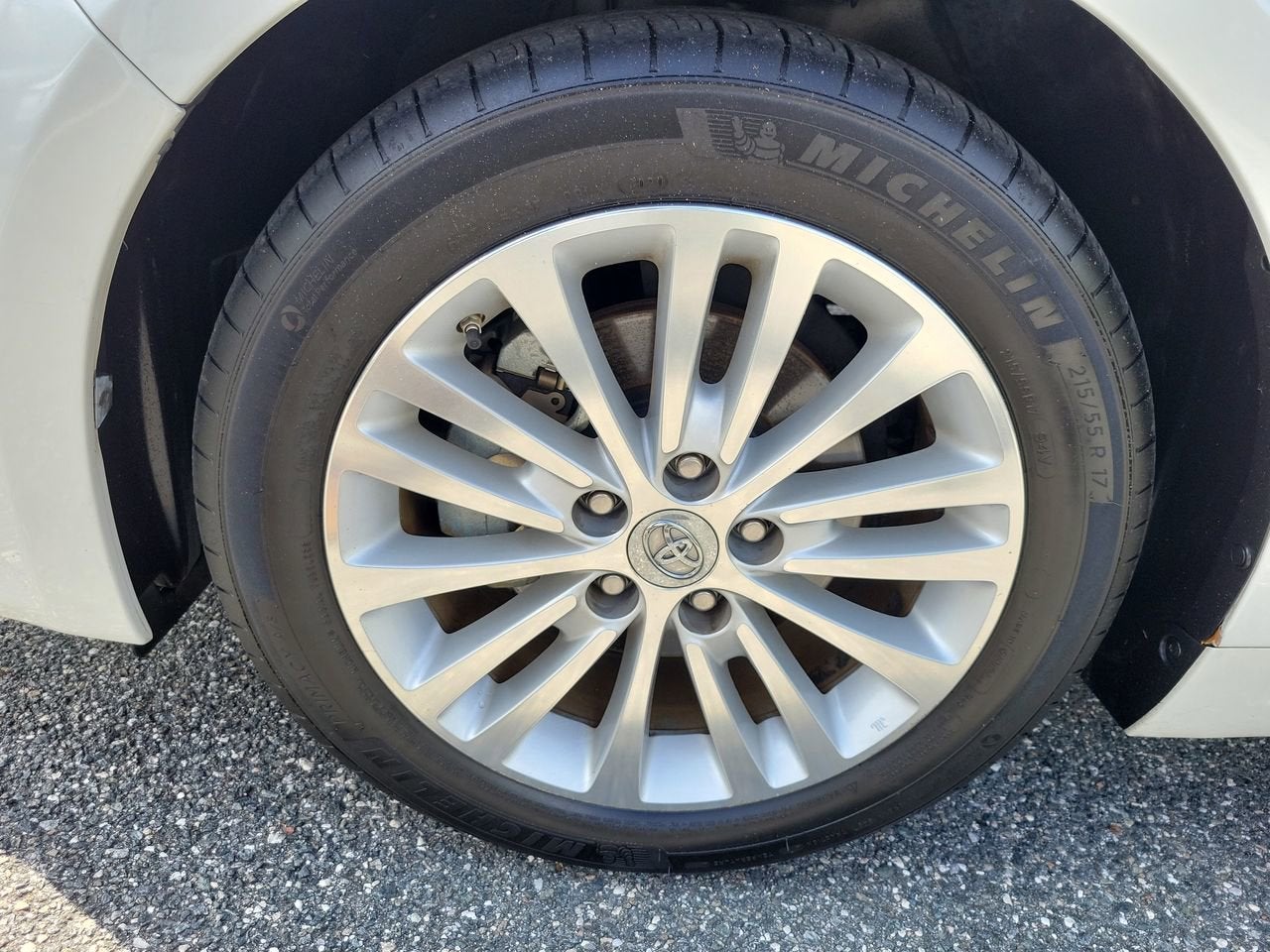 2015 Toyota Avalon Hybrid XLE Touring