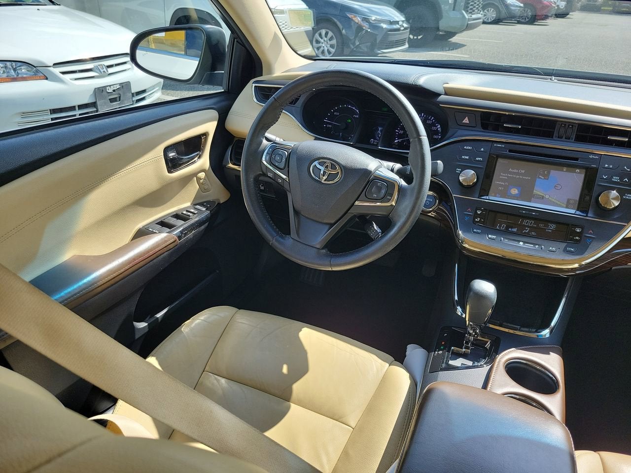 2015 Toyota Avalon Hybrid XLE Touring